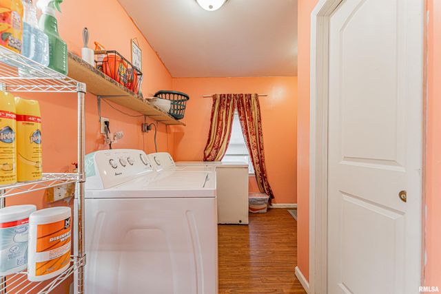 207 N LAFAYETTE Street, Mt Pulaski, IL 62548