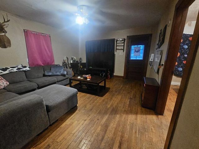 975 Missouri Avenue, West Plains, MO 65775