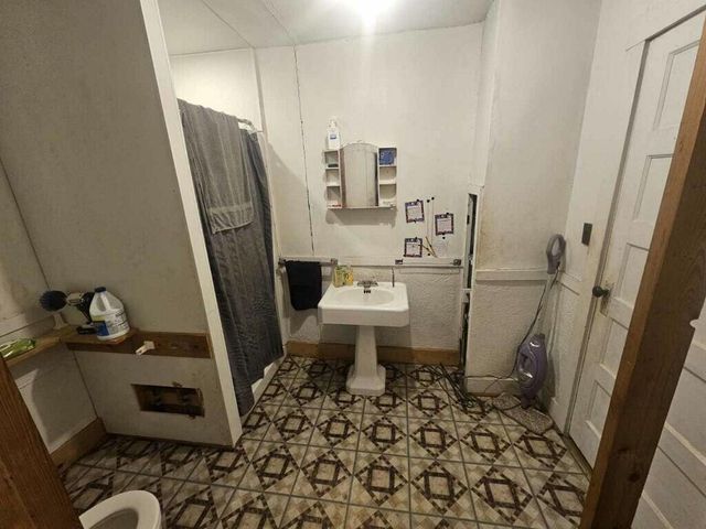 975 Missouri Avenue, West Plains, MO 65775