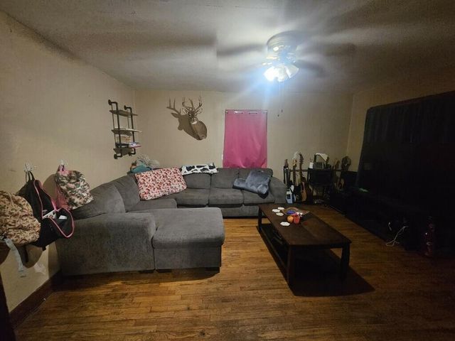 975 Missouri Avenue, West Plains, MO 65775