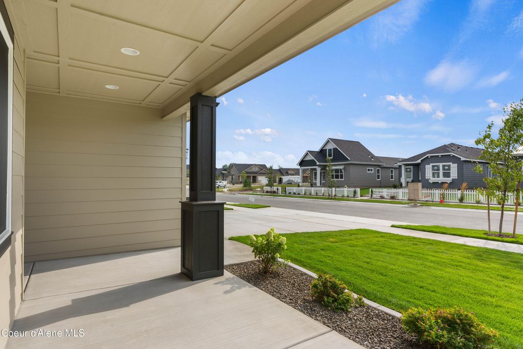 7443 N GIRARD CIR, Coeur d'Alene, ID 83815 photo 3