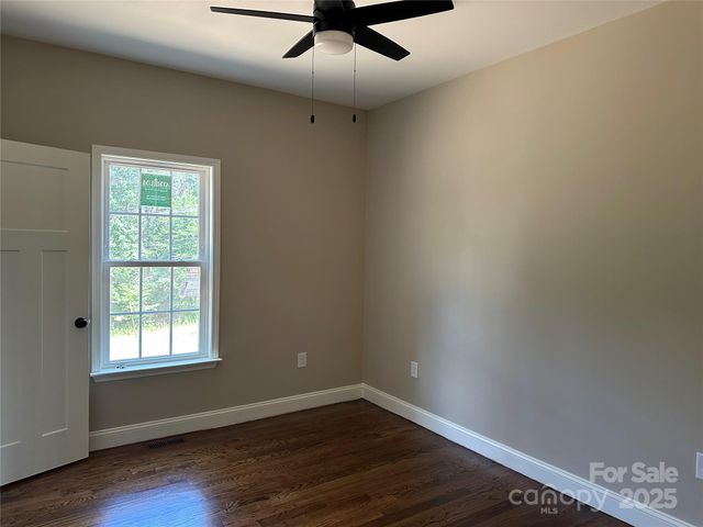 1045 Long Drive, Newton, NC 28658