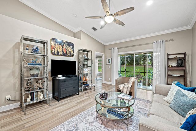 9444 SWANSEA Lane, West Palm Beach, FL 33411