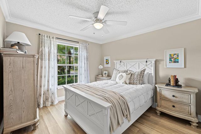 9444 SWANSEA Lane, West Palm Beach, FL 33411