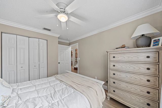 9444 SWANSEA Lane, West Palm Beach, FL 33411