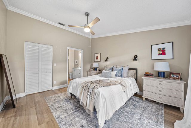 9444 SWANSEA Lane, West Palm Beach, FL 33411