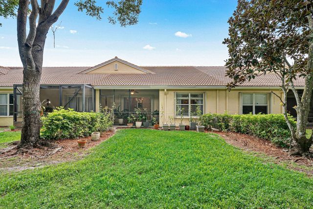 9444 SWANSEA Lane, West Palm Beach, FL 33411