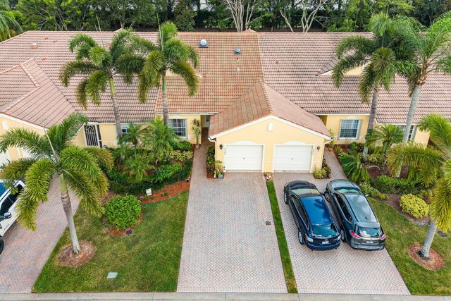 9444 SWANSEA Lane, West Palm Beach, FL 33411