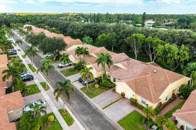 9444 SWANSEA Lane, West Palm Beach, FL 33411