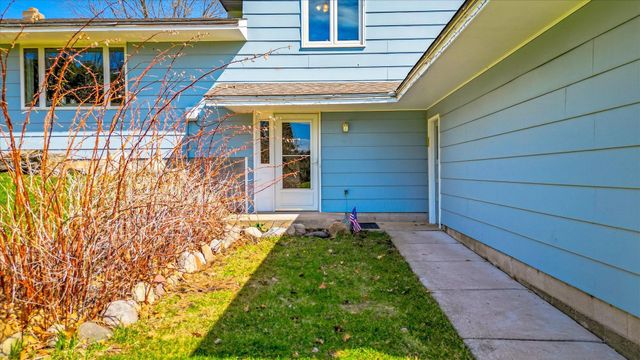 13375 Elmcrest Avenue N, White Bear Lake, MN 55110