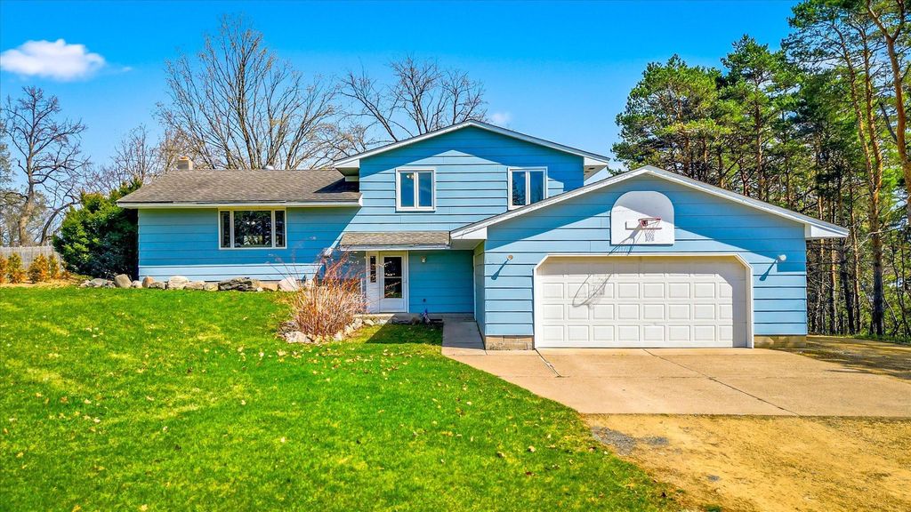 13375 Elmcrest Avenue N, White Bear Lake, MN 55110