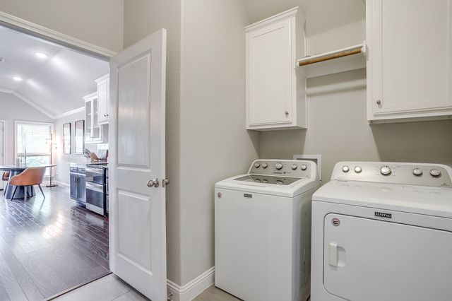 548 Inwood Street, Benbrook, TX 76126