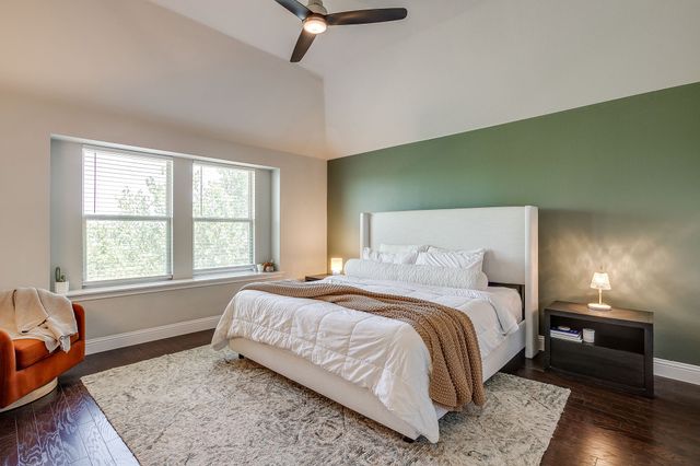 548 Inwood Street, Benbrook, TX 76126