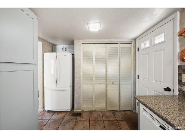 3657 S Laredo St A, Aurora, CO 80013