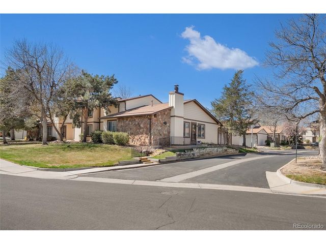 3657 S Laredo St A, Aurora, CO 80013