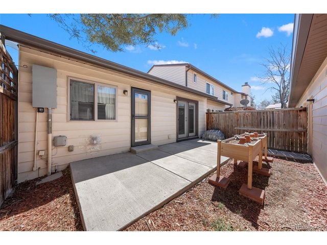 3657 S Laredo St A, Aurora, CO 80013