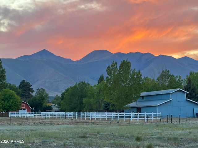 10272 FW MCLURE Road, Flagstaff, AZ 86004