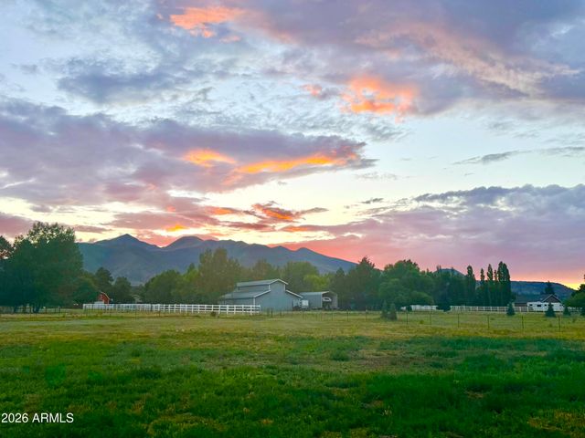 10272 FW MCLURE Road, Flagstaff, AZ 86004