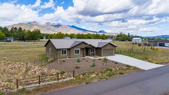 10272 FW MCLURE Road, Flagstaff, AZ 86004