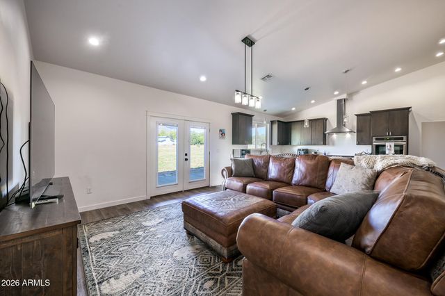 10272 FW MCLURE Road, Flagstaff, AZ 86004