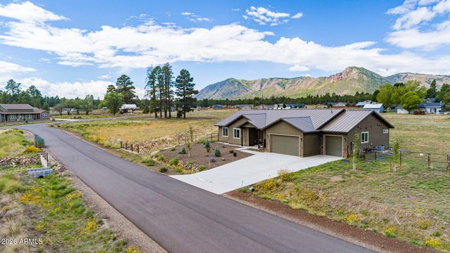 10272 FW MCLURE Road, Flagstaff, AZ 86004