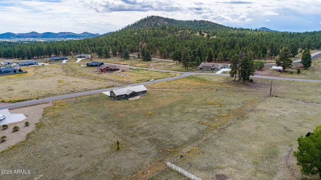 10272 FW MCLURE Road, Flagstaff, AZ 86004