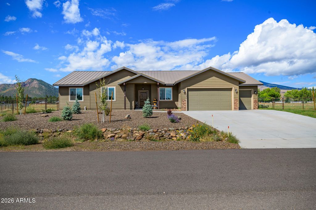 10272 FW MCLURE Road, Flagstaff, AZ 86004