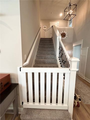 801 Phyllis Farm Road, Prairie Grove, AR 72753