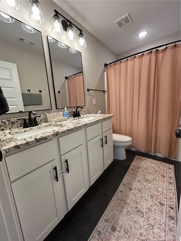 801 Phyllis Farm Road, Prairie Grove, AR 72753