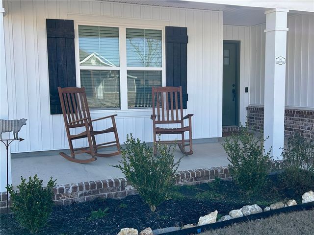 801 Phyllis Farm Road, Prairie Grove, AR 72753