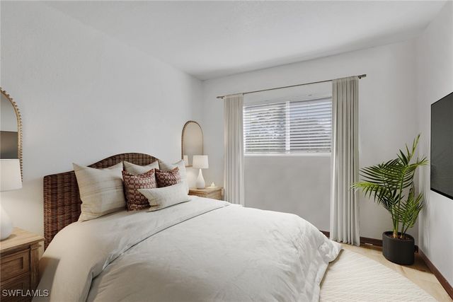 3370 52nd AVE NE, Naples, FL 34120