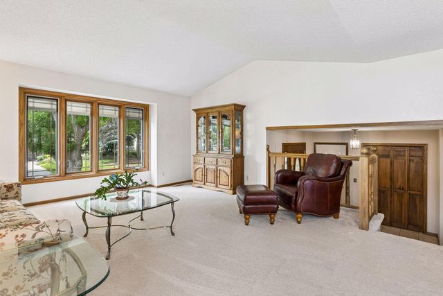 7100 River Shore Lane N, Champlin, MN 55316