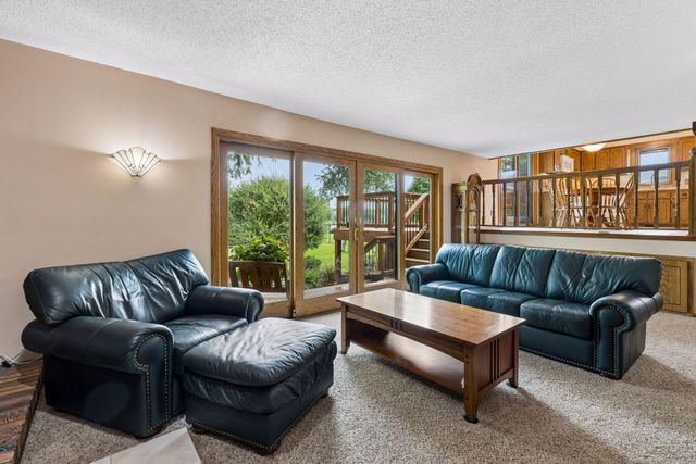 7100 River Shore Lane N, Champlin, MN 55316