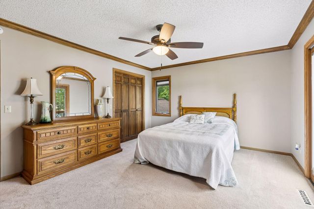7100 River Shore Lane N, Champlin, MN 55316