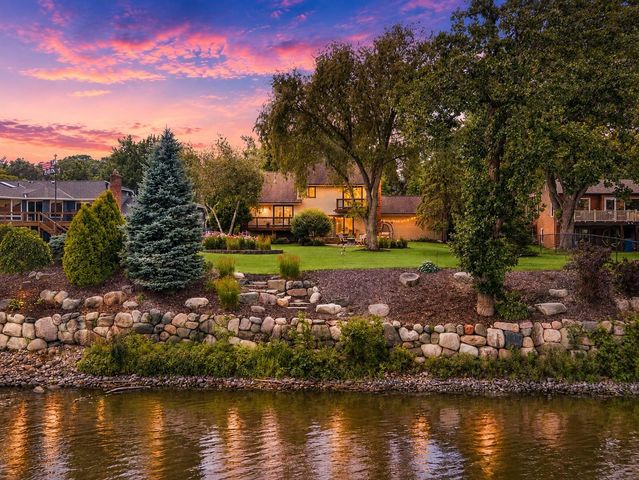 7100 River Shore Lane N, Champlin, MN 55316