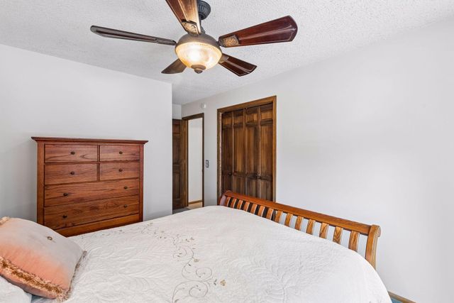7100 River Shore Lane N, Champlin, MN 55316