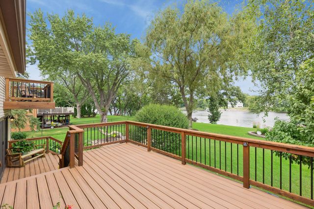 7100 River Shore Lane N, Champlin, MN 55316