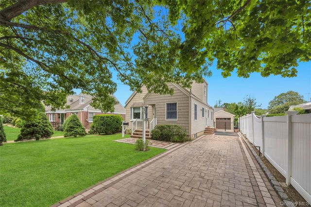 2518 Harvey Avenue, Oceanside, NY 11572