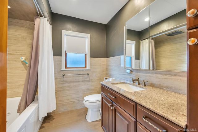 2518 Harvey Avenue, Oceanside, NY 11572