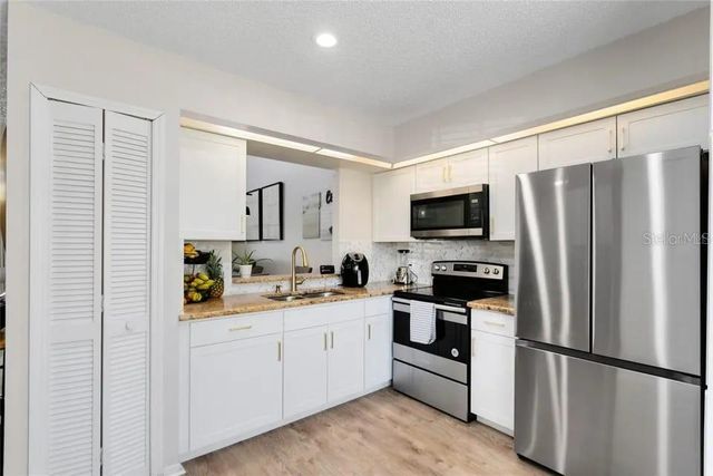 14642 LAGUNA BEACH CIRCLE, Orlando, FL 32824
