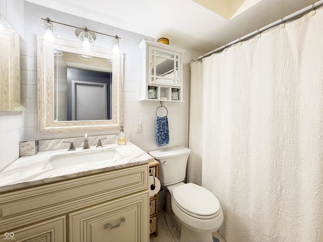 2101 N 300 E, Anderson, IN 46012