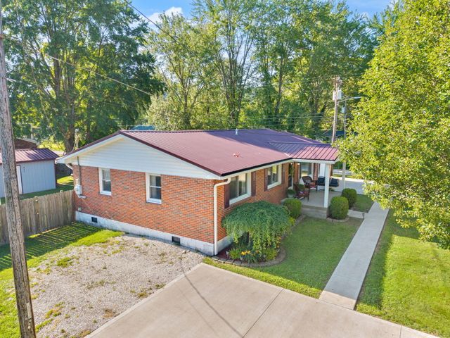 132 Airport Road, Stanton, KY 40380