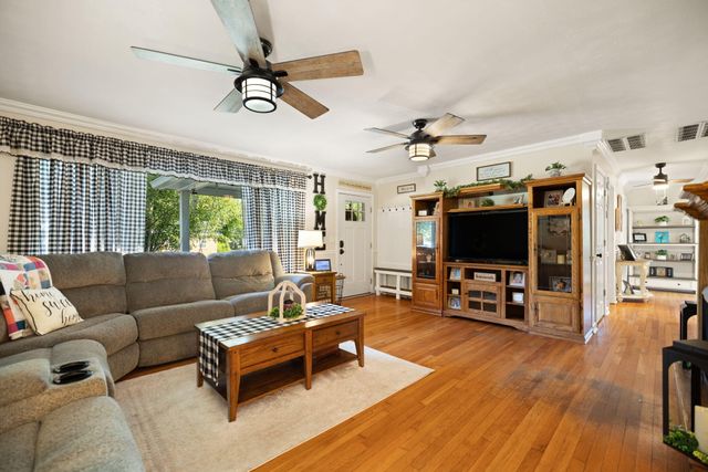 132 Airport Road, Stanton, KY 40380