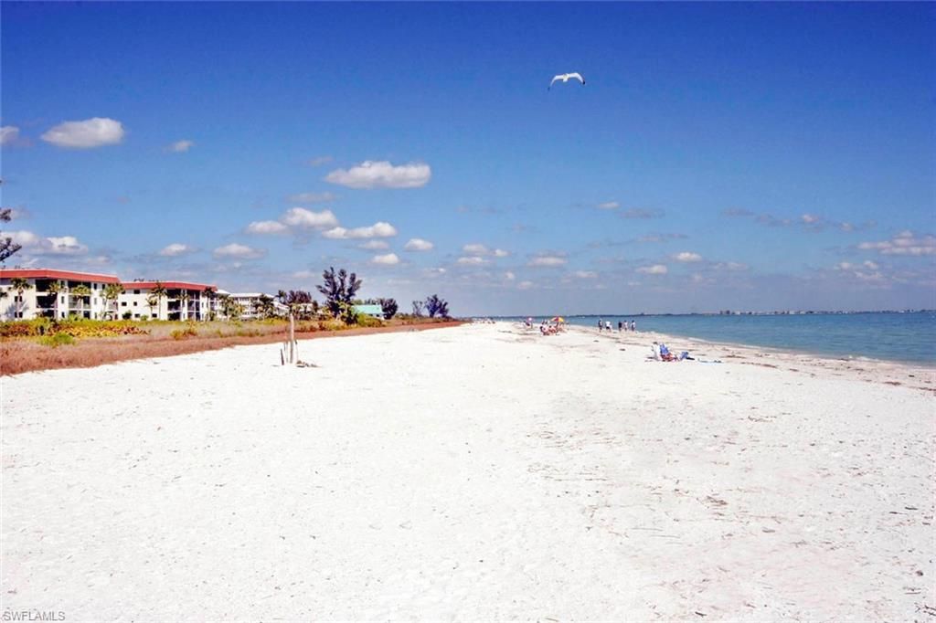 827 E Gulf DR L1, SANIBEL, FL 33957 — photo 2