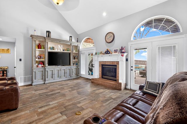 3801 Fern Ridge, Longview, TX 75605
