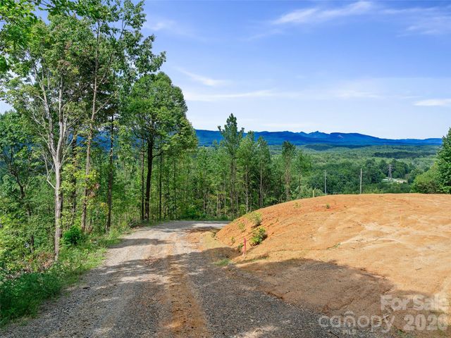 173 Samaha Drive, Marion, NC 28752