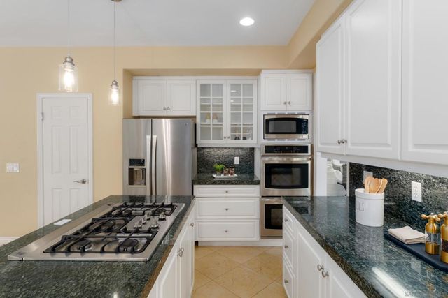 4909 Sandshore Ct, San Diego, CA 92130