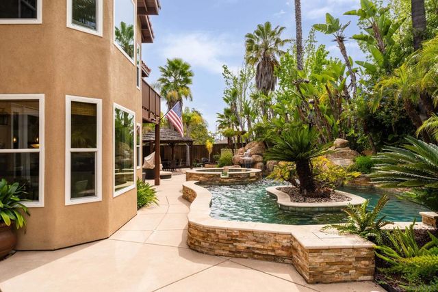 4909 Sandshore Ct, San Diego, CA 92130