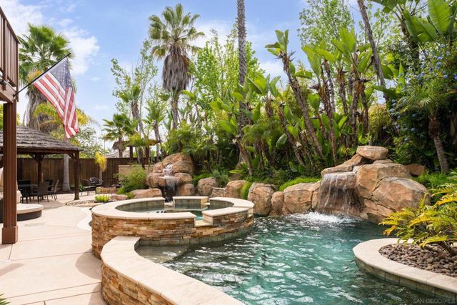 4909 Sandshore Ct, San Diego, CA 92130