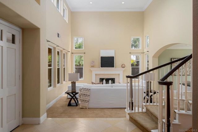 4909 Sandshore Ct, San Diego, CA 92130